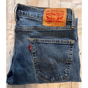Levi's Men's 34x32 505 Regular Fit Jeans Medium Wash Classic Denim Traditional